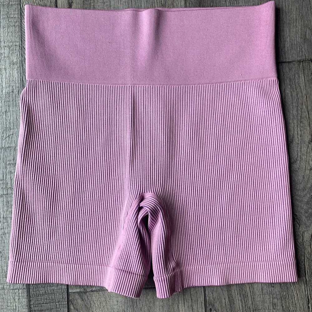 Colsie high-Waist Ribbed Pink Bike Shorts never worn!